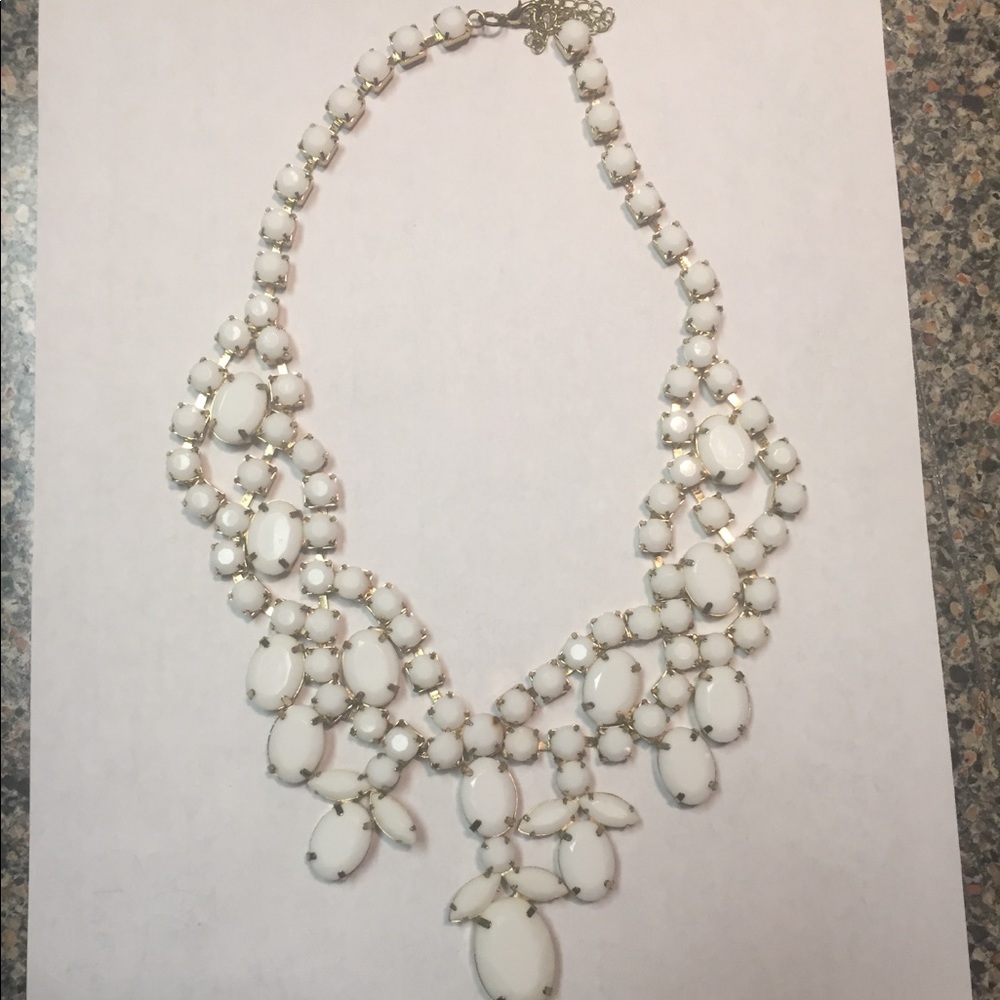 Set of 2 Francesca’s statement necklaces